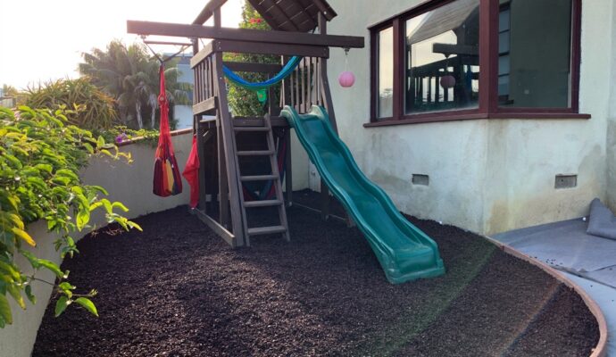 Broward County Safety Surfacing-Bonded Rubber Mulch