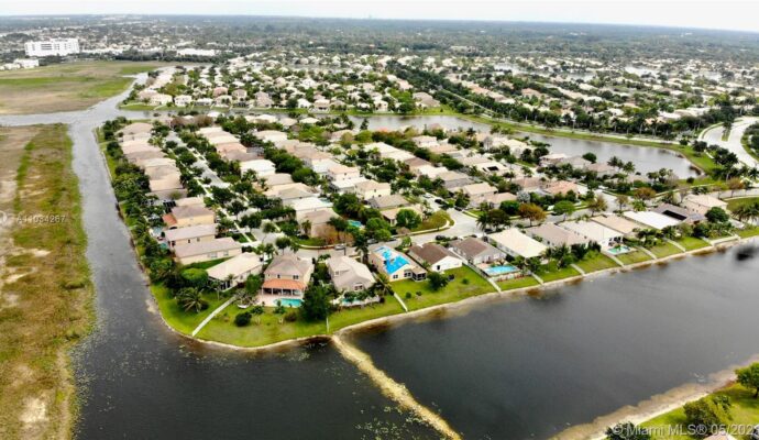 Pembroke-Pines-FL-Broward-County-Safety-Surfacing Pembroke-Pines-FL-Broward-County-Safety-Surfacing